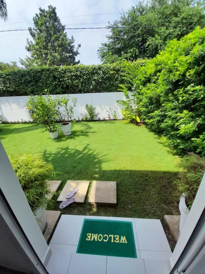 Bed and Breakfast L'Epicurien Cotonou Exterior foto