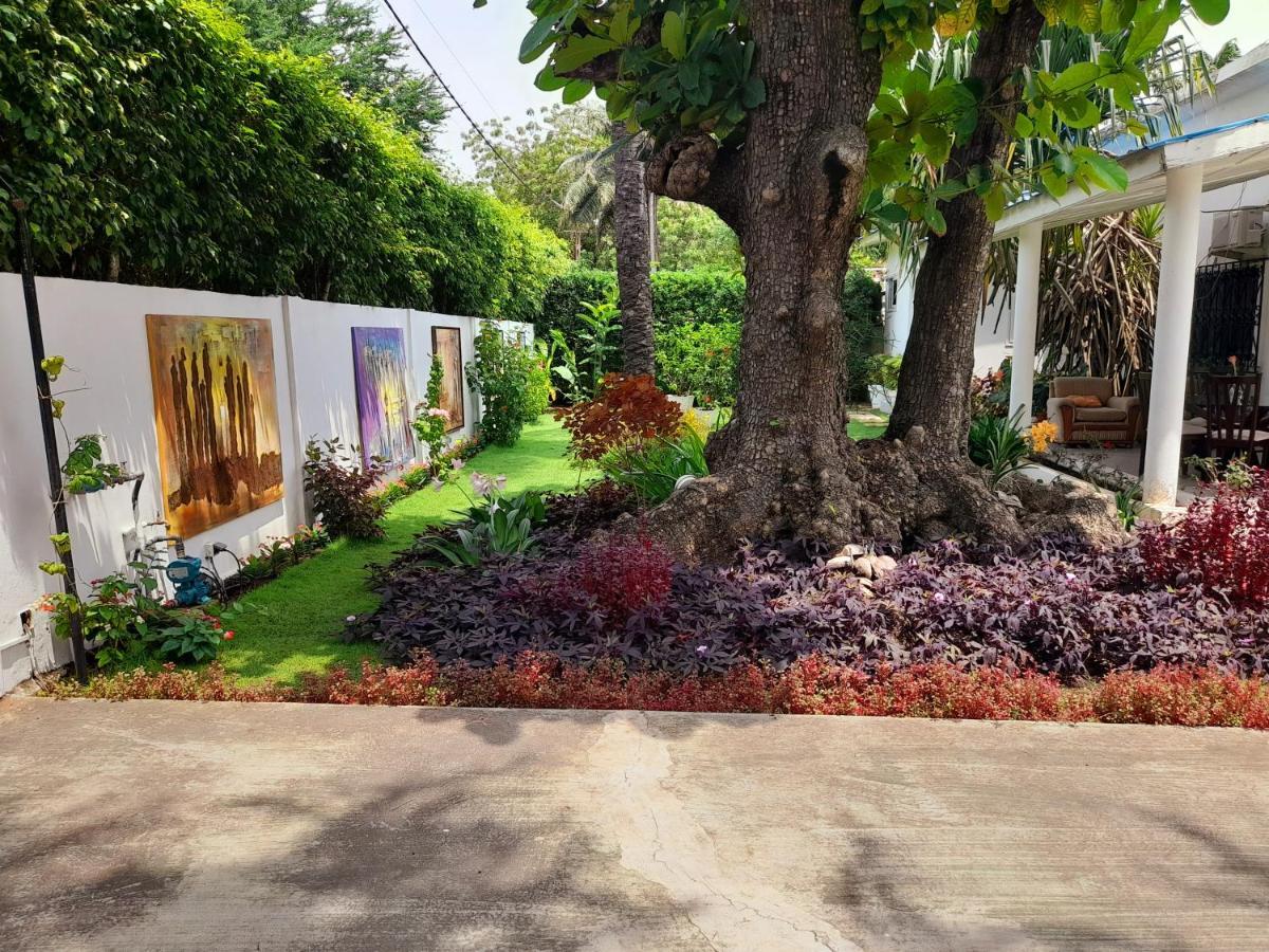 Bed and Breakfast L'Epicurien Cotonou Zimmer foto