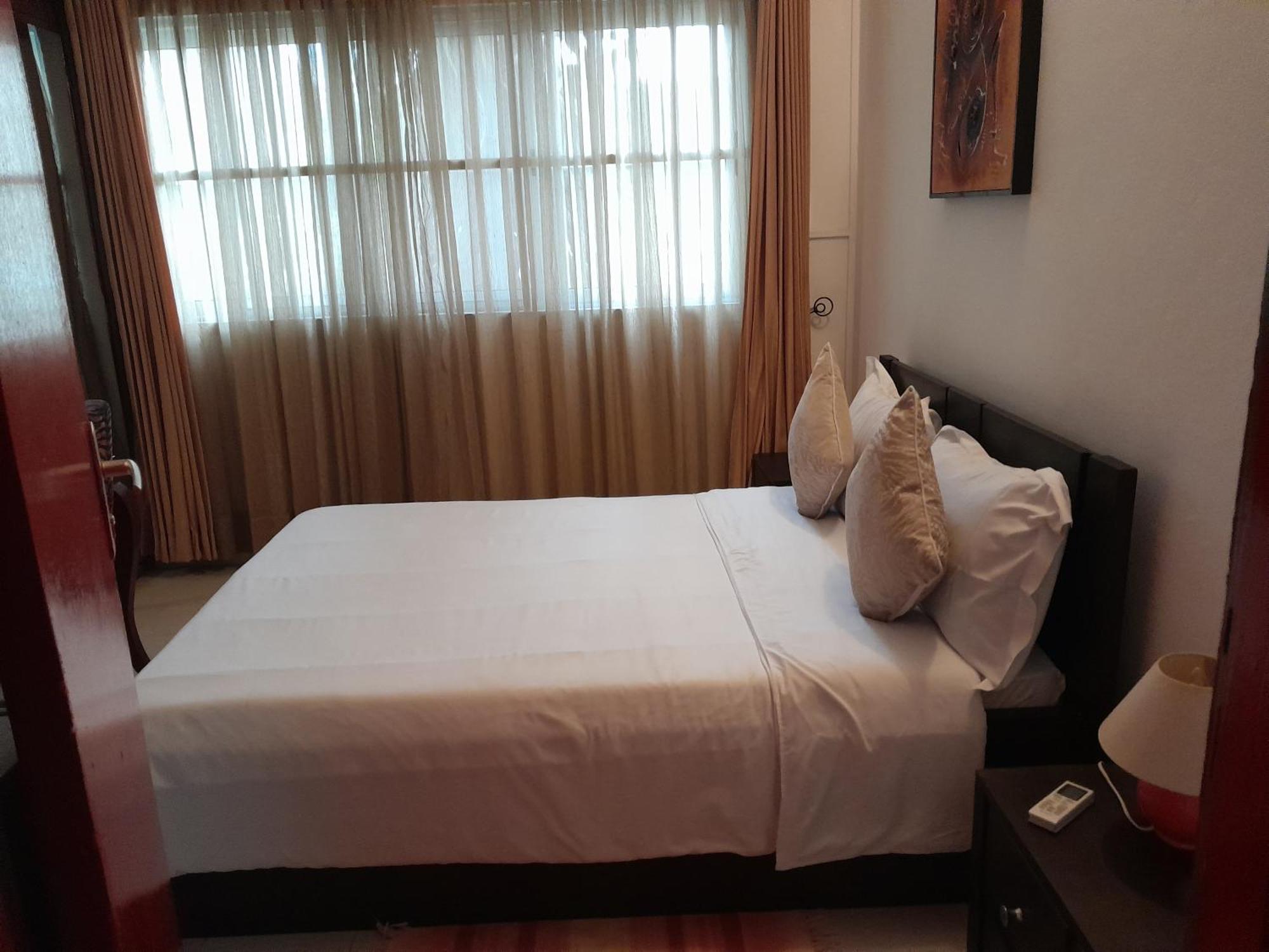 Bed and Breakfast L'Epicurien Cotonou Exterior foto